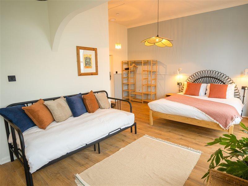Hotel Selina Margate Esterno foto